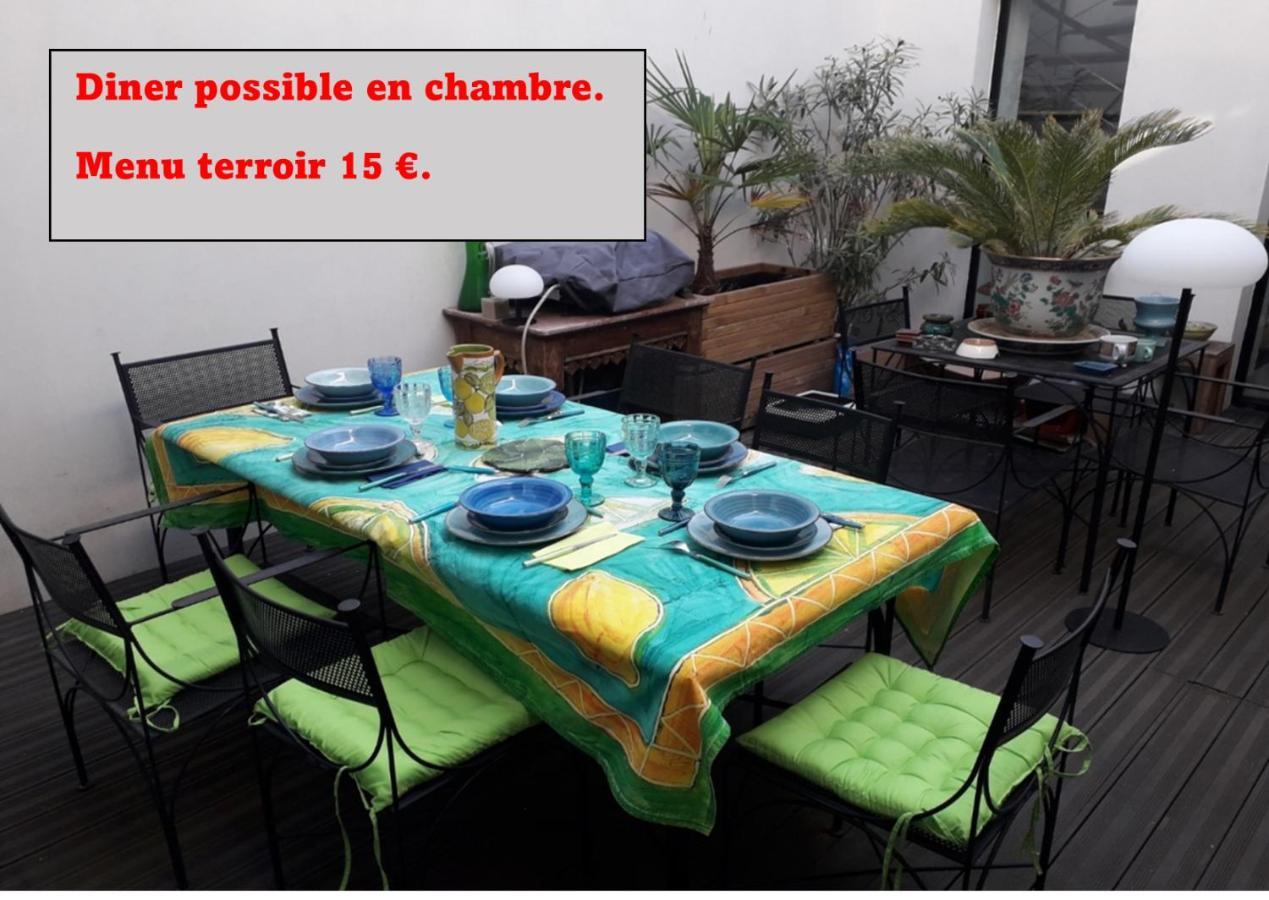 Patio2 Pezenas Centre Il Y A Plus Cher Mais C Est Moins Bien 外观 照片
